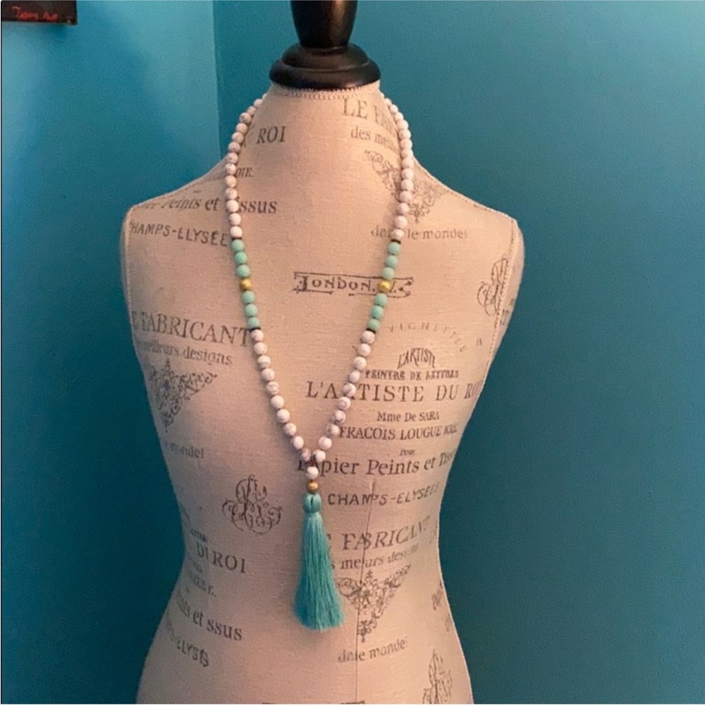 Love’s Affect Elegant Women’s Tiffany Color Beaded Necklace with Tassel